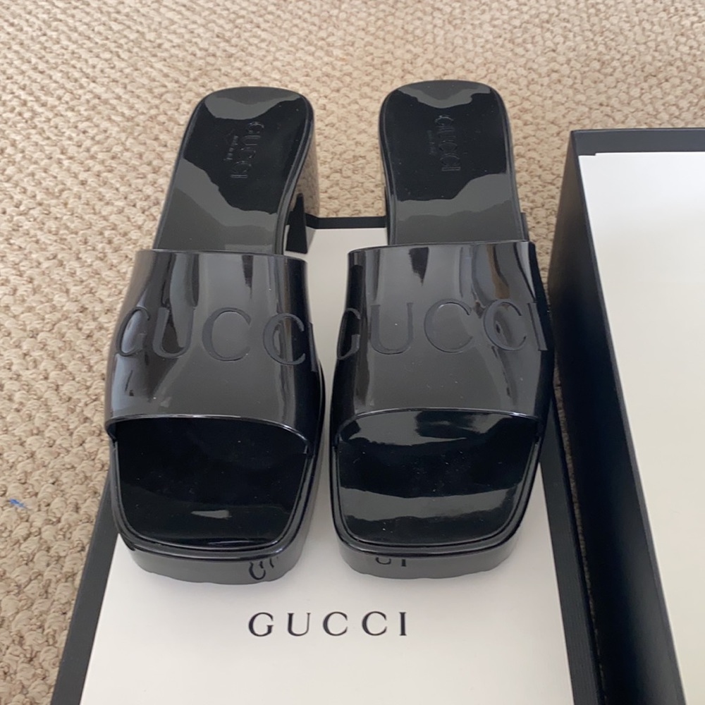 Brandnew rubber Gucci platforms